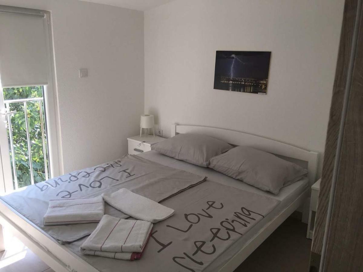 Apartman Bunaric 비르 외부 사진